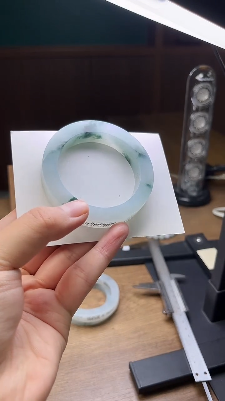 未镶嵌手镯定制翡翠W*r定制