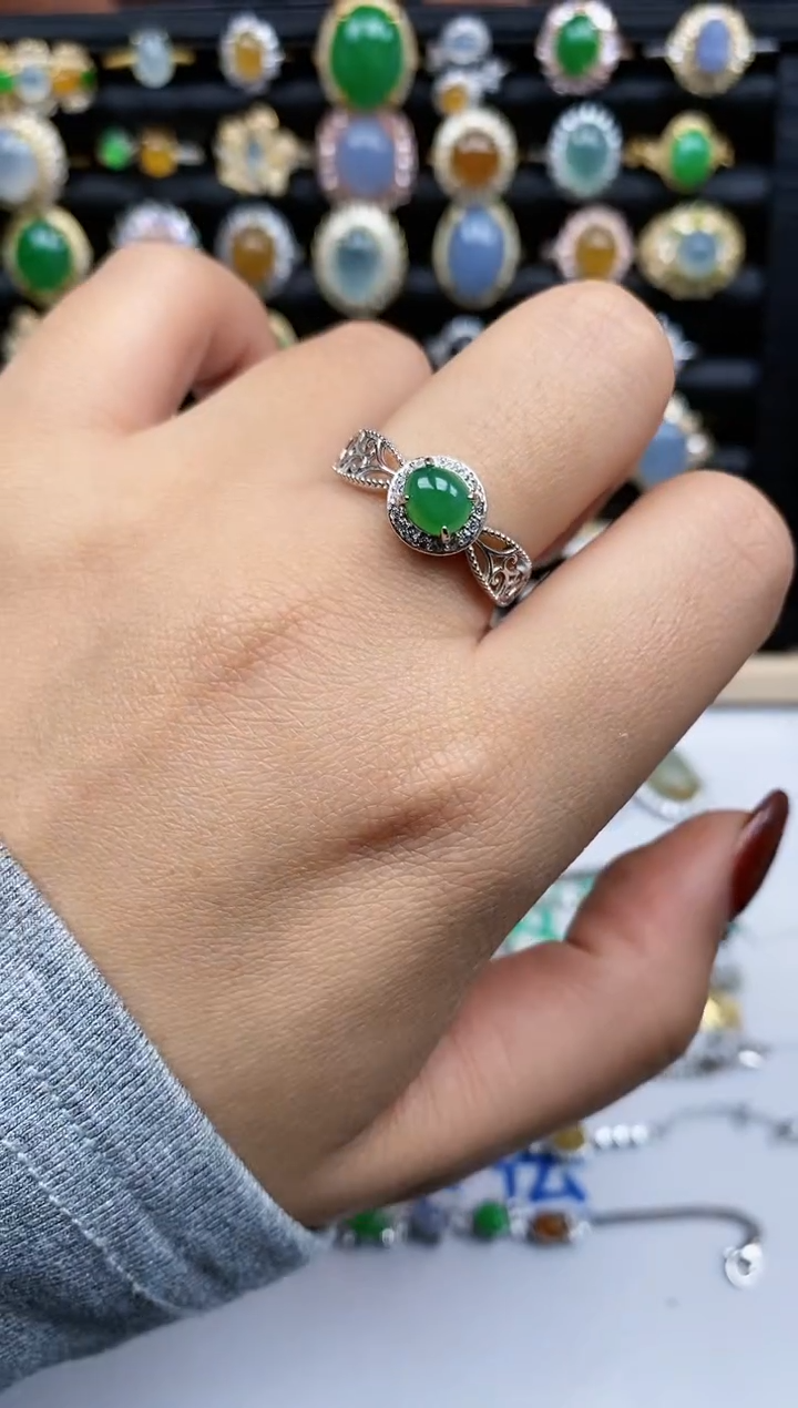 银S925镶嵌戒指翡翠32