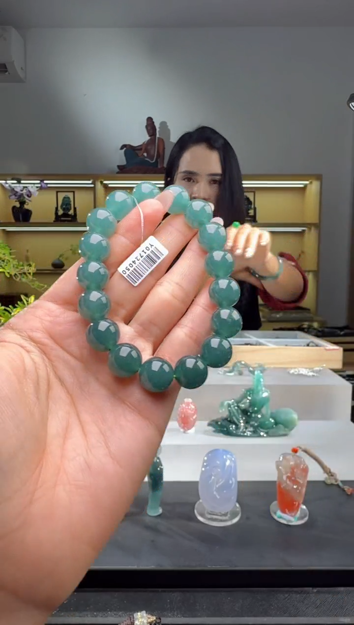 未镶嵌手串翡翠手串（多样性发其一）