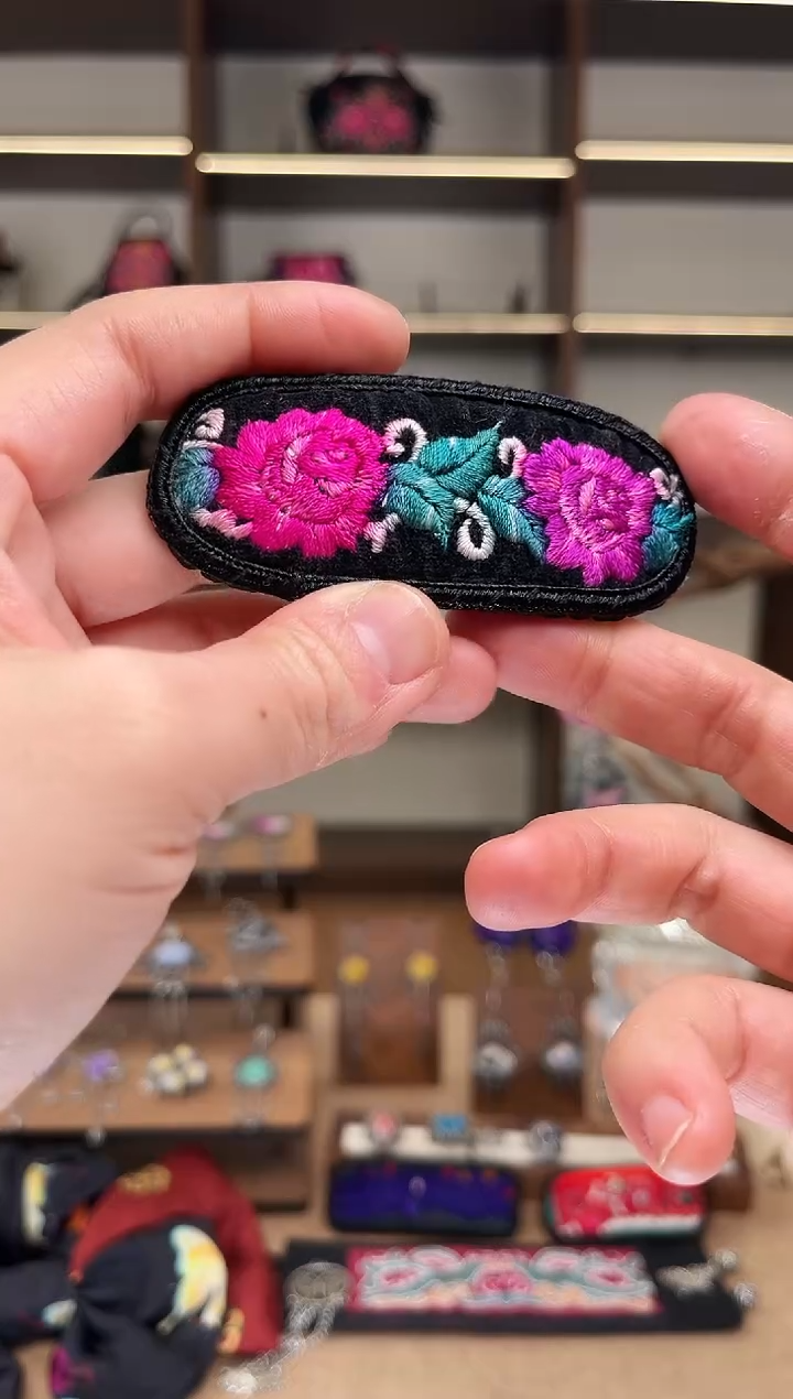 织绣1985黔东南苗族刺绣