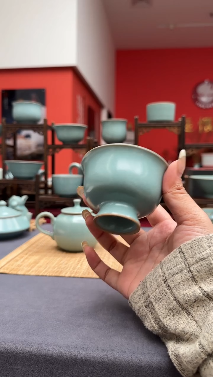 【闪购商品】李照卫老师亲工作品仿古釉小高足杯
