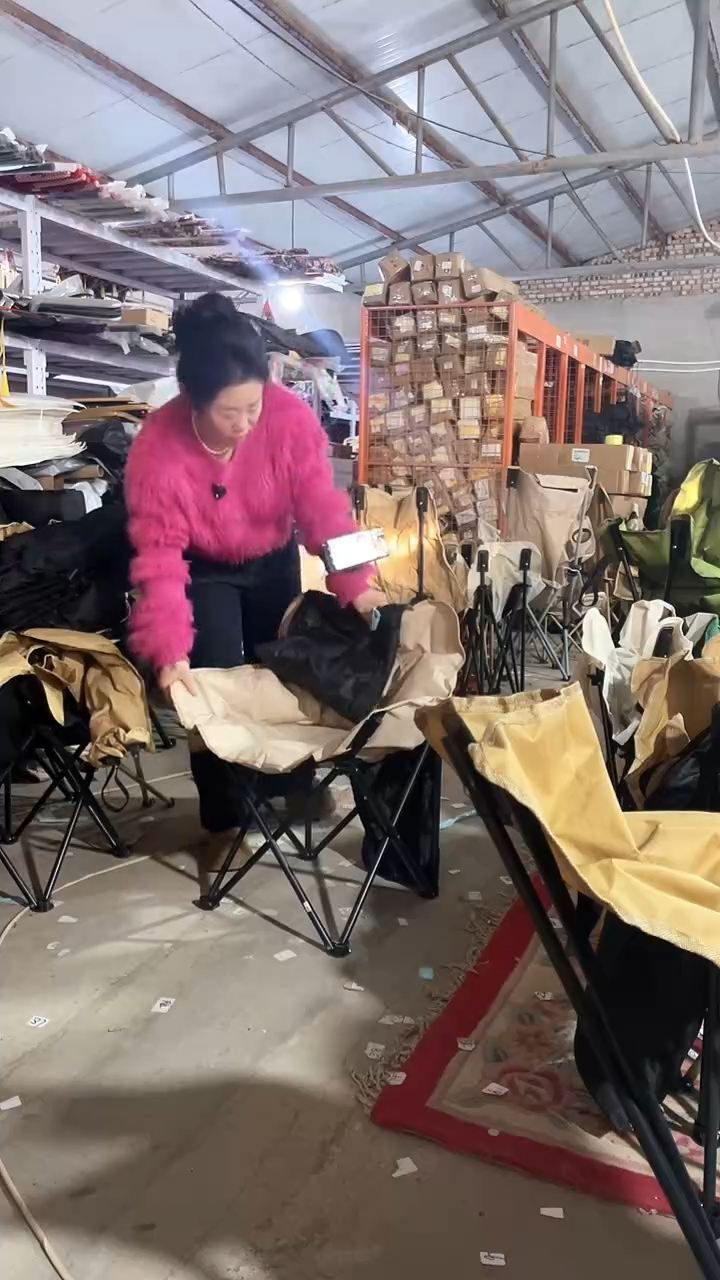 铁瑕疵不售后椅子 19