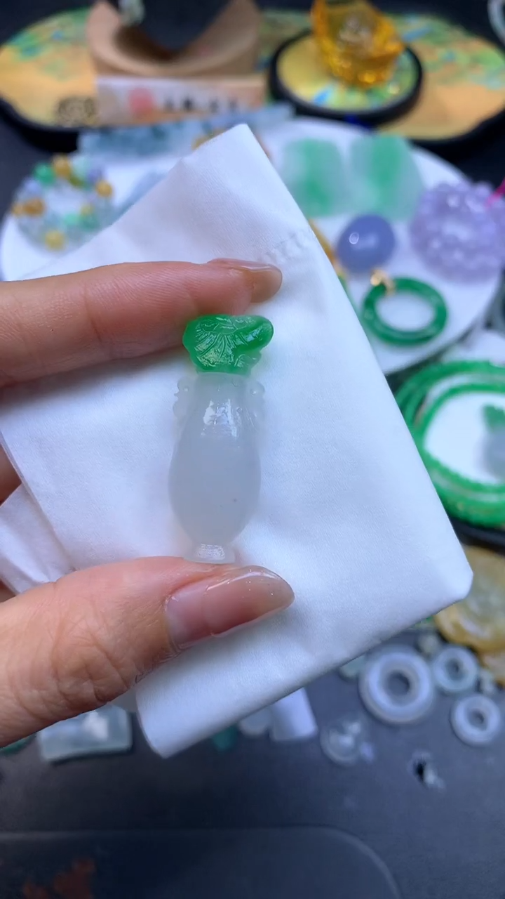 【闪购商品】定制翡翠未镶嵌翡翠
