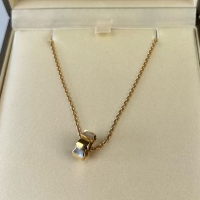 99新 BVLGARI/宝格丽 小花6枫Serpanti 蛇骨贝母 项链 玫瑰金