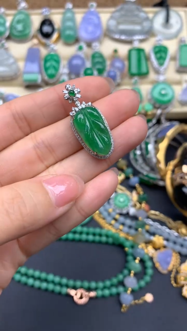 【闪购商品】翡翠颈饰18K金镶嵌420-中国好珍宝