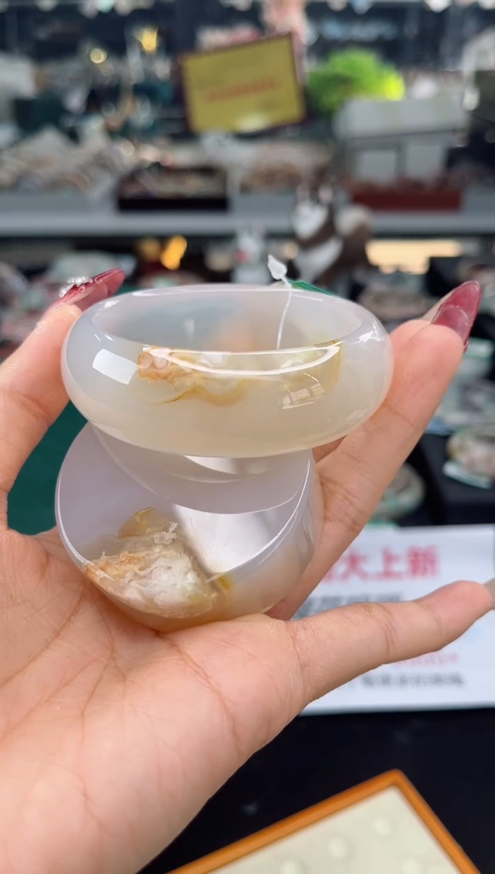 【闪购商品】石英质玉手镯未镶嵌55圈口（赠品镯心）3563470