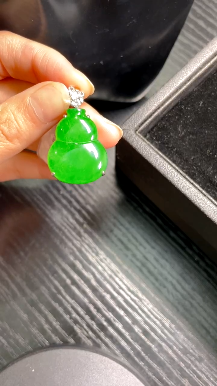 【闪购商品】翡翠吊坠(不含链)银S925镶嵌吊坠