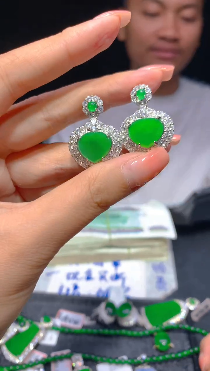 【闪购商品】定制翡翠未镶嵌199多样性发货（发其一）