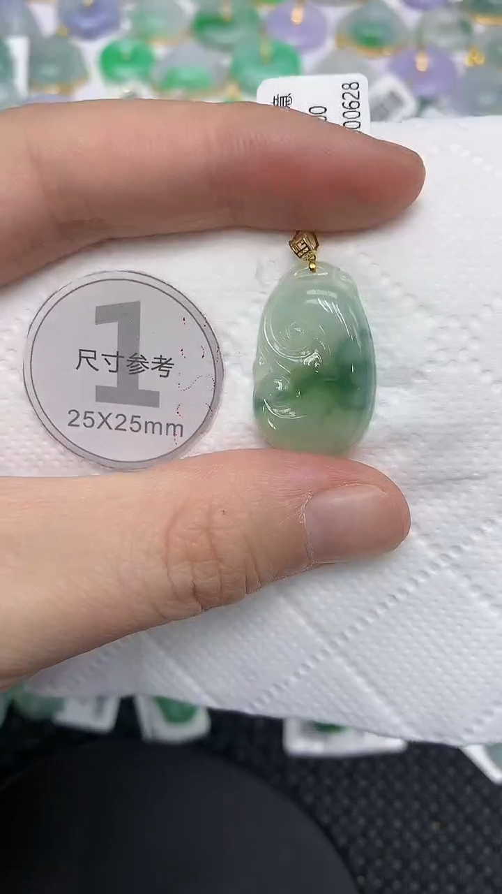 颈饰18K金镶嵌翡翠1111111