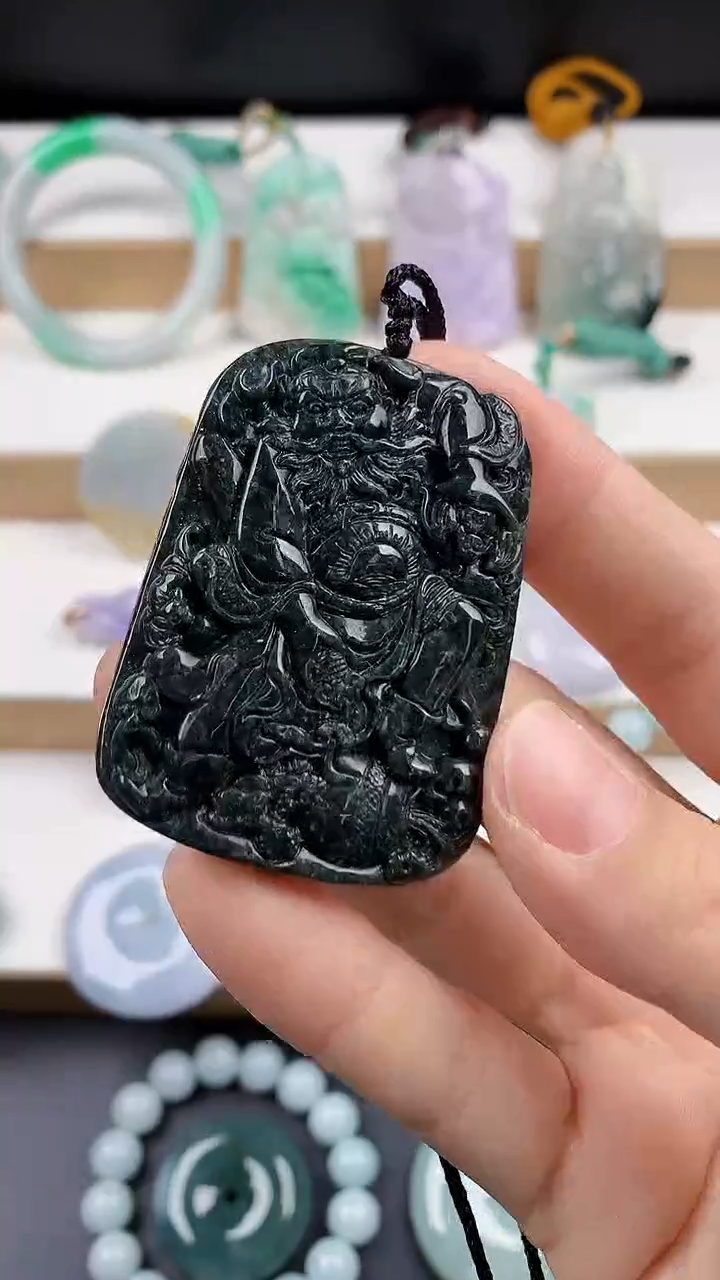 颈饰未镶嵌翡翠天然翡翠吊坠挂件