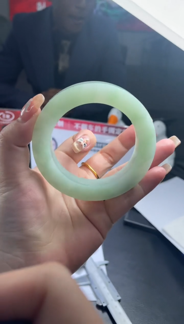 【闪购商品】定制翡翠手镯未镶嵌手镯DDQ/发一件