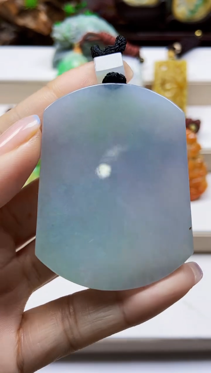 颈饰未镶嵌翡翠翡翠A货