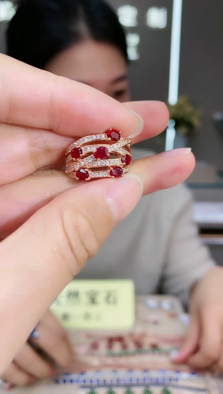 【闪购商品】红宝石手饰银S925镶嵌手饰