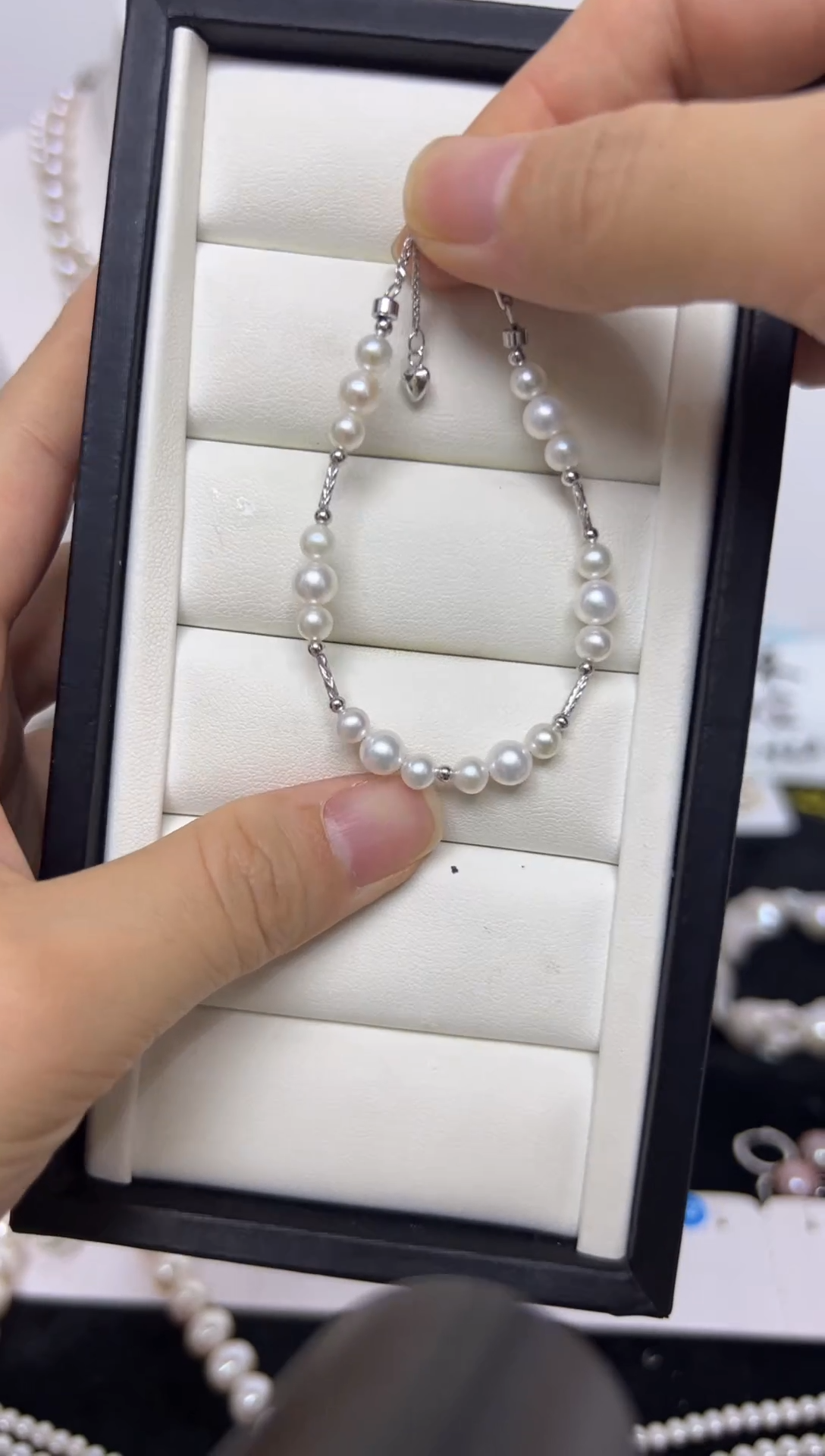 银S925镶嵌手链淡水珍珠QY-68元-大小珠手链极光微瑕