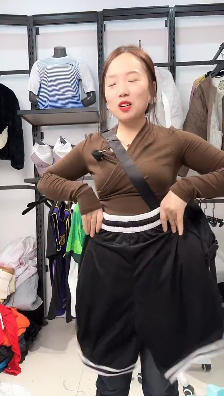 2223编码  瑕疵直播间过款为准 尺码
