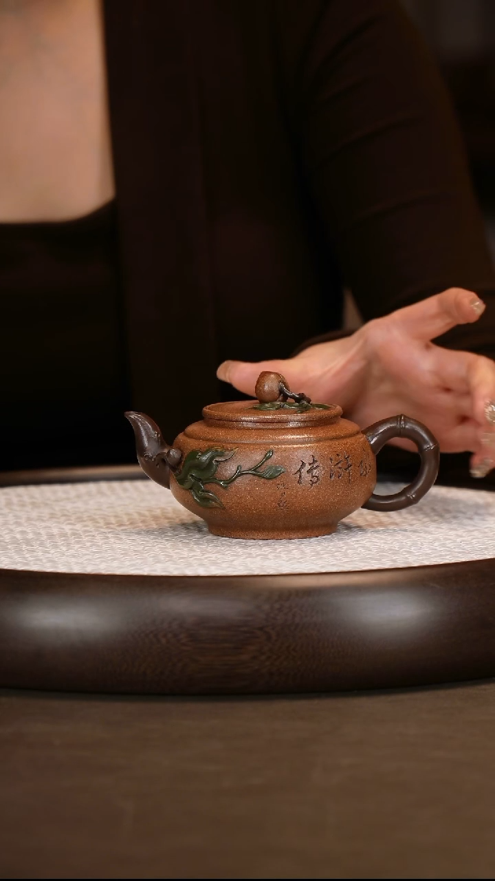  吴欢 寿桃壶 老段泥 240c