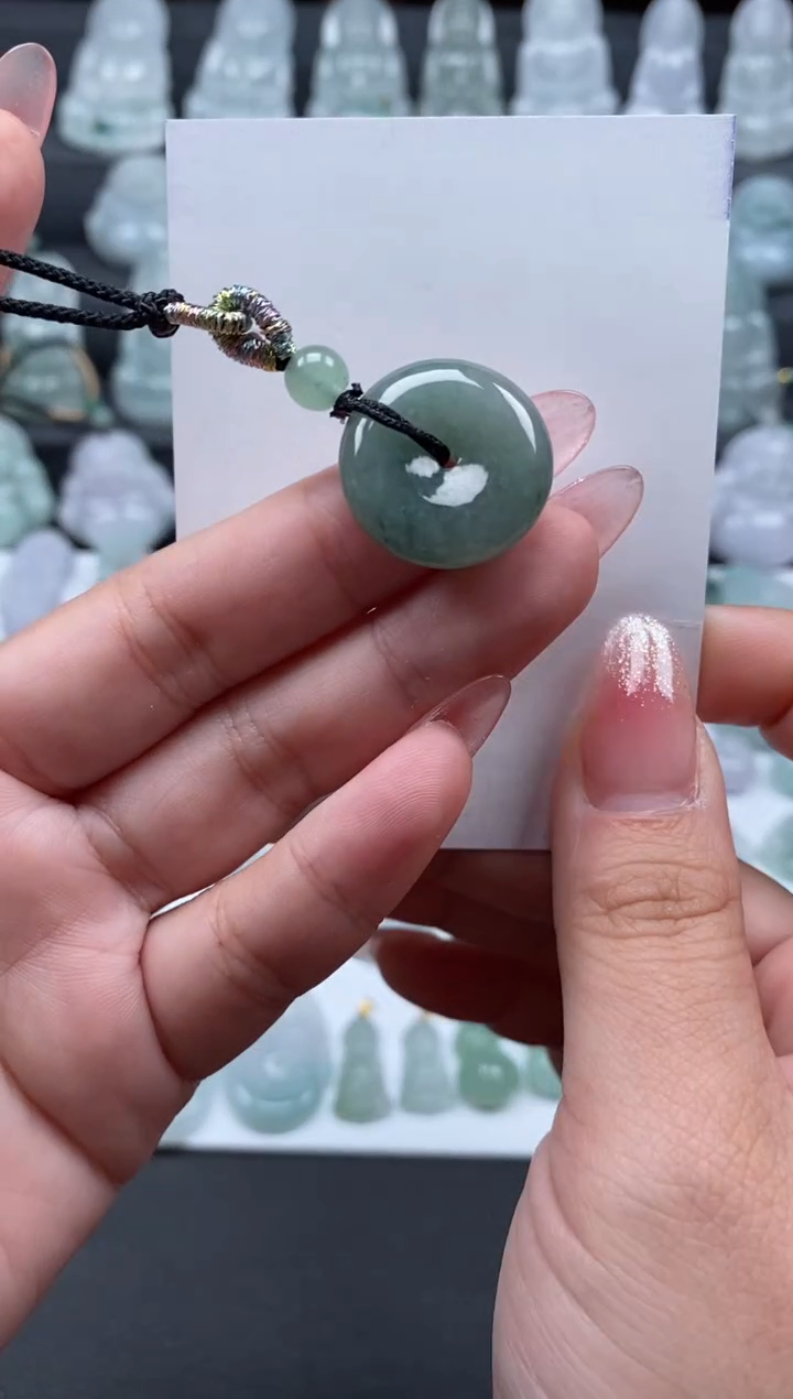 【闪购商品】翡翠颈饰未镶嵌天然翡翠