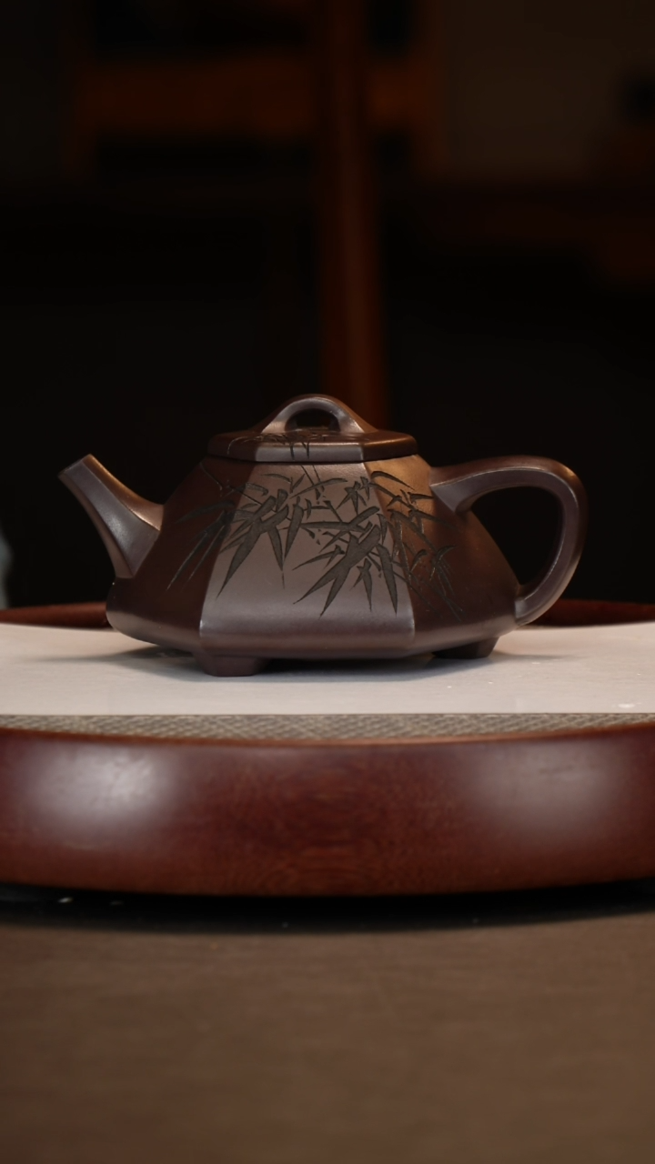 【闪购商品】紫砂茶壶六方石瓢+中堂画