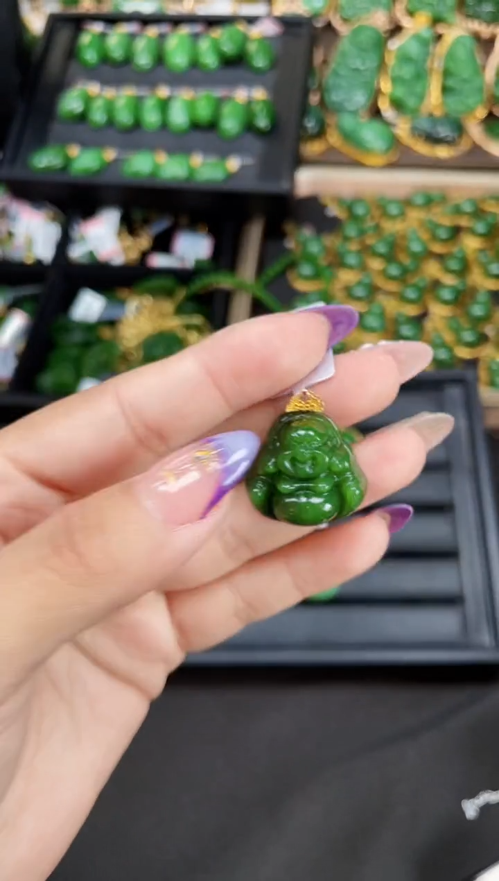 【闪购商品】和田玉吊坠18K金镶嵌多样性发一