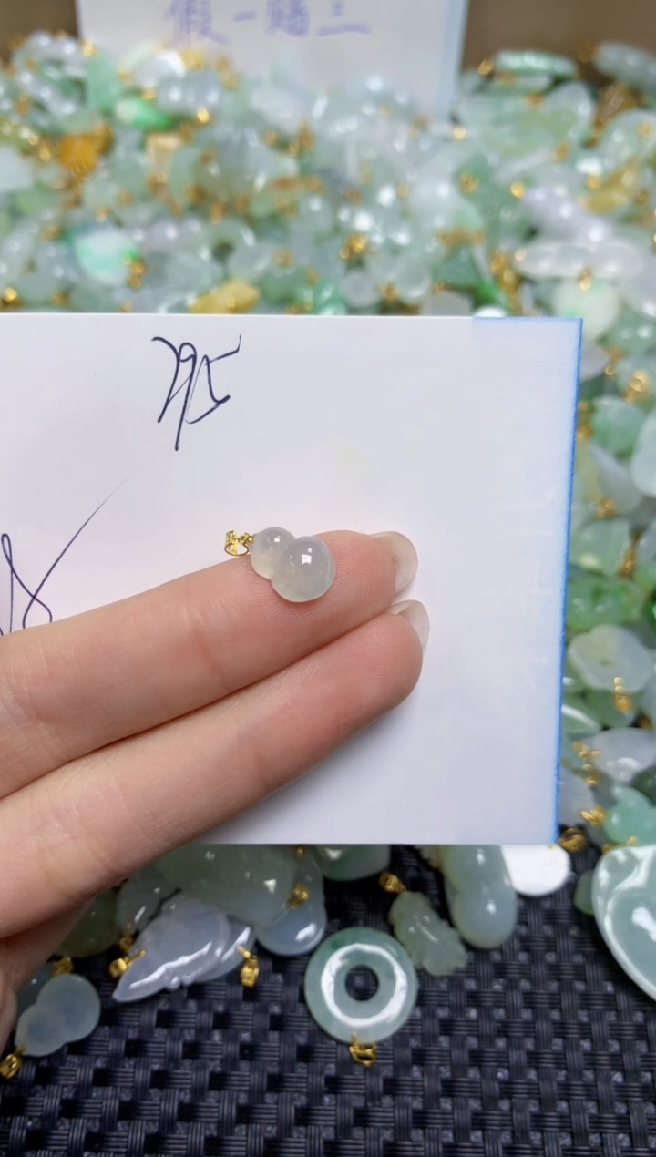 【闪购商品】翡翠颈饰18K金镶嵌天然缅甸A货翡翠