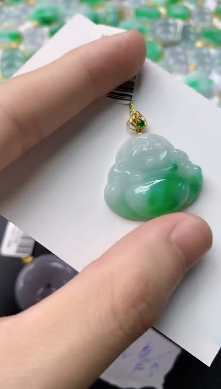 【闪购商品】翡翠颈饰18K金镶嵌66........