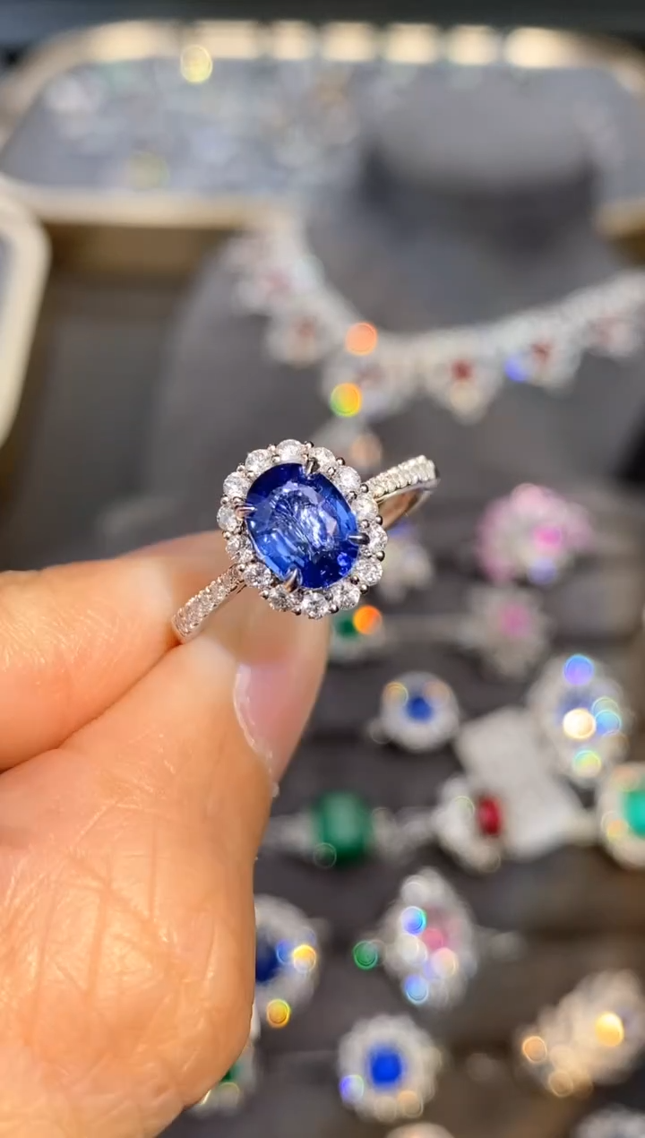 【闪购商品】蓝宝石戒指18K金镶嵌1.48ct/新年开工价