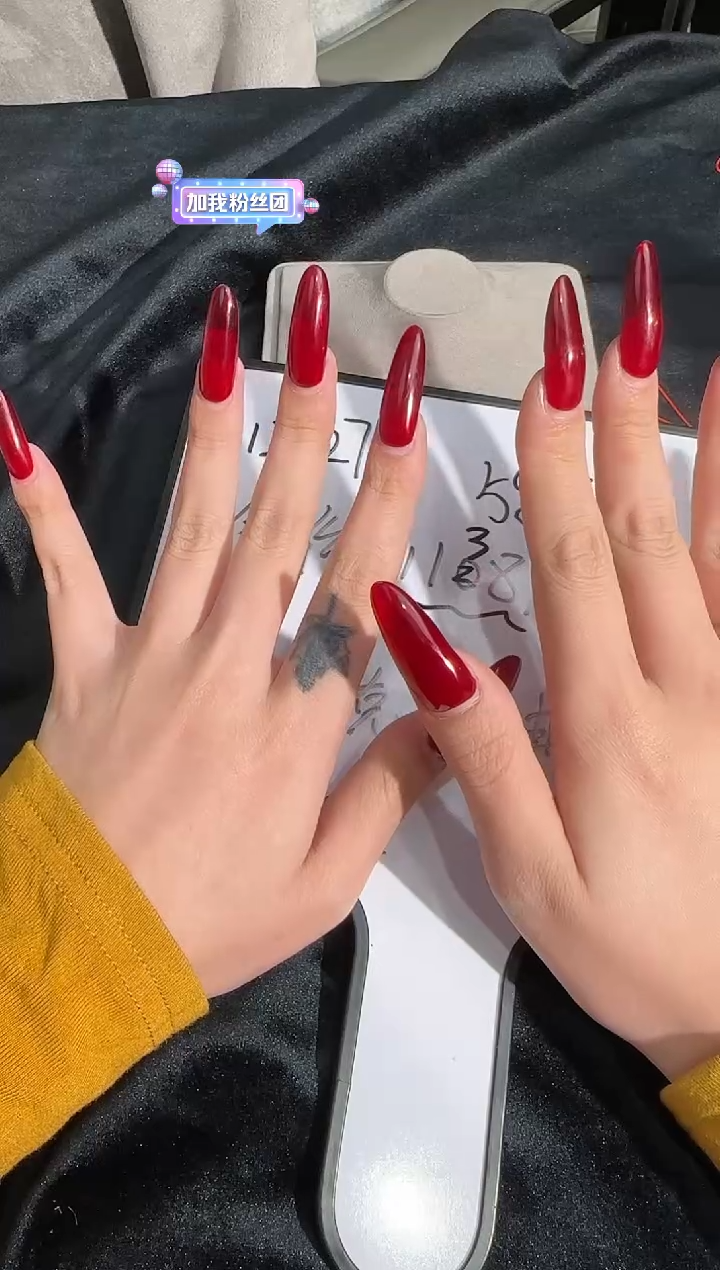 18K金镶嵌戒指/指环钻石超**?1