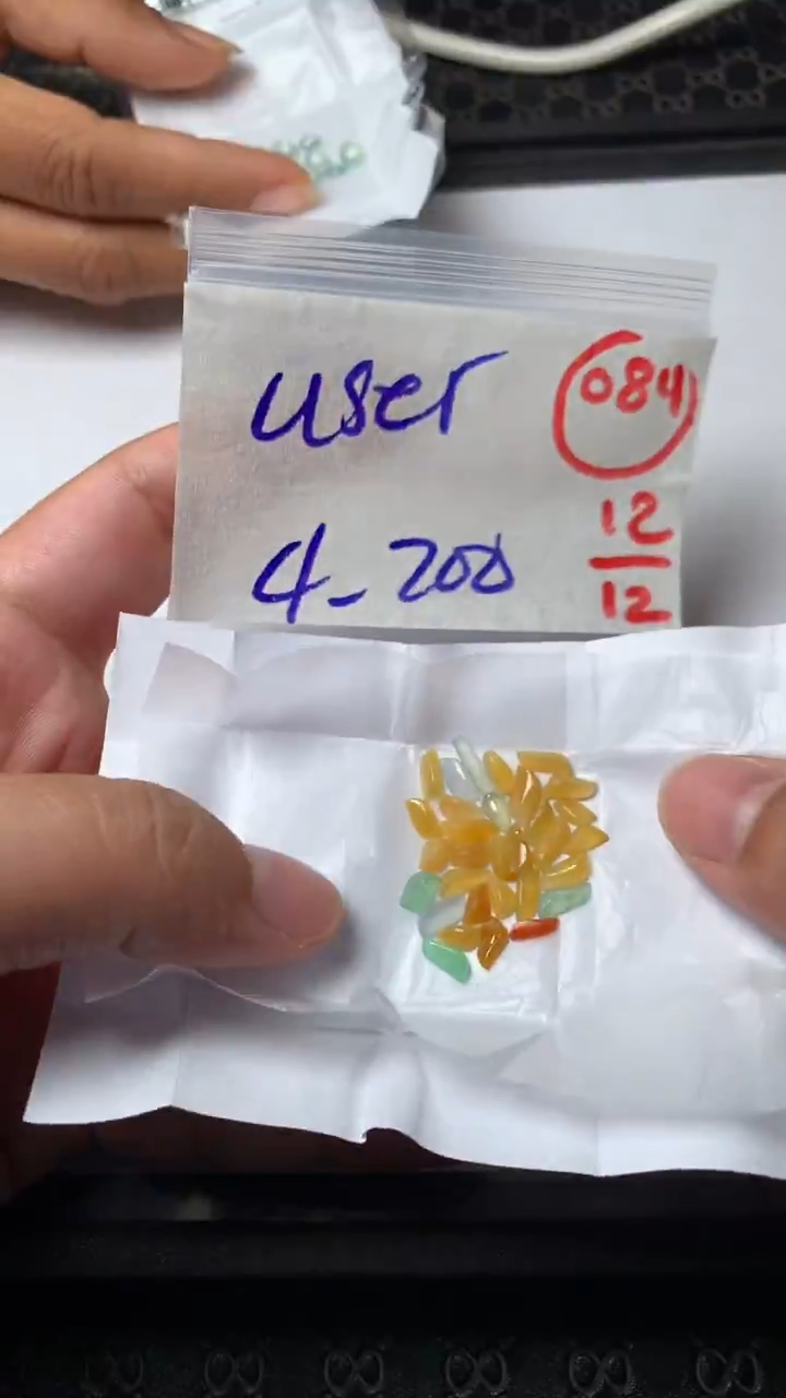 未镶嵌定制翡翠u****?缅甸天然翡翠A货84
