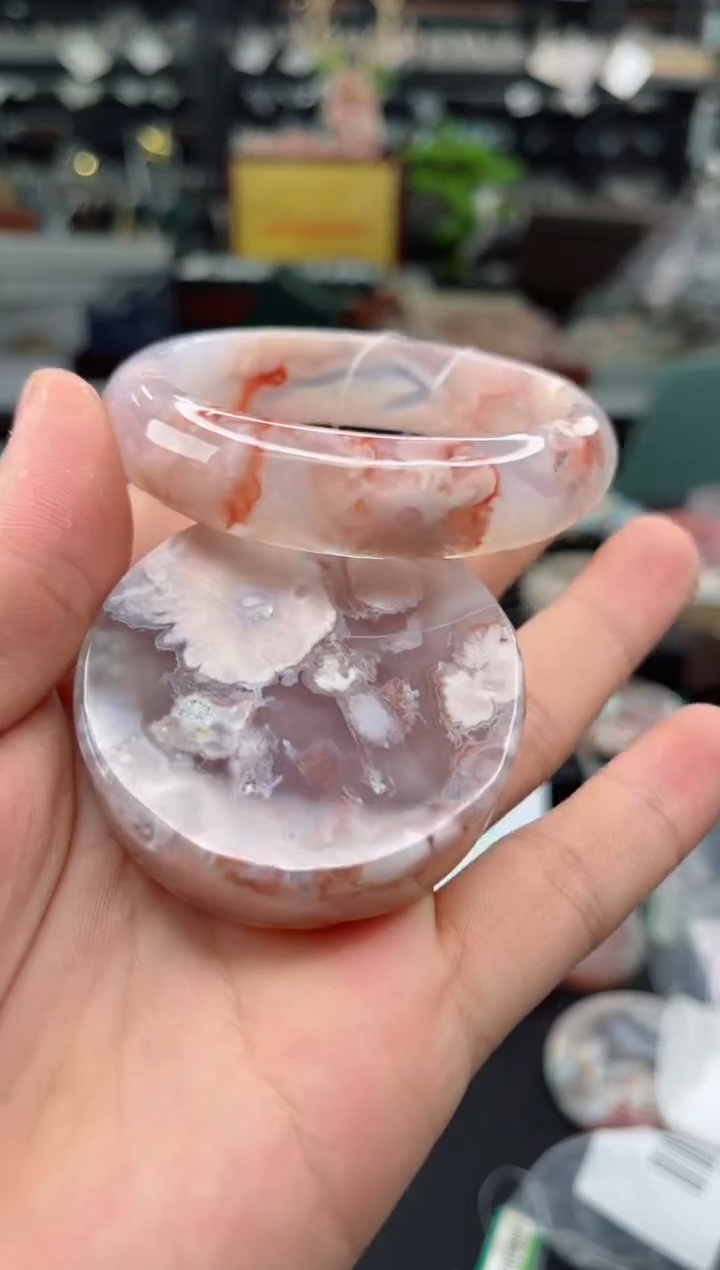 【闪购商品】石英质玉手镯未镶嵌56圈口（赠品镯心）S9837