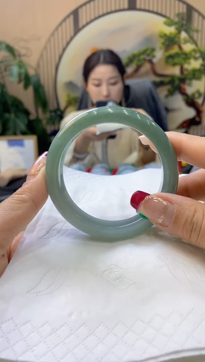 【闪购商品】翡翠手镯未镶嵌99900502