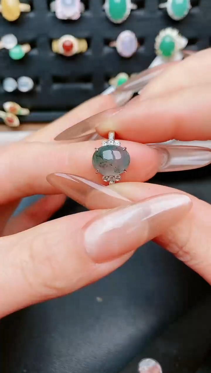 【闪购商品】翡翠戒指银S925镶嵌....