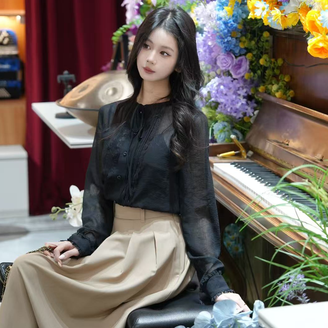 GIRDEAR/哥弟130144新款早春气质百搭法式设计感长袖复古蕾丝衬衫