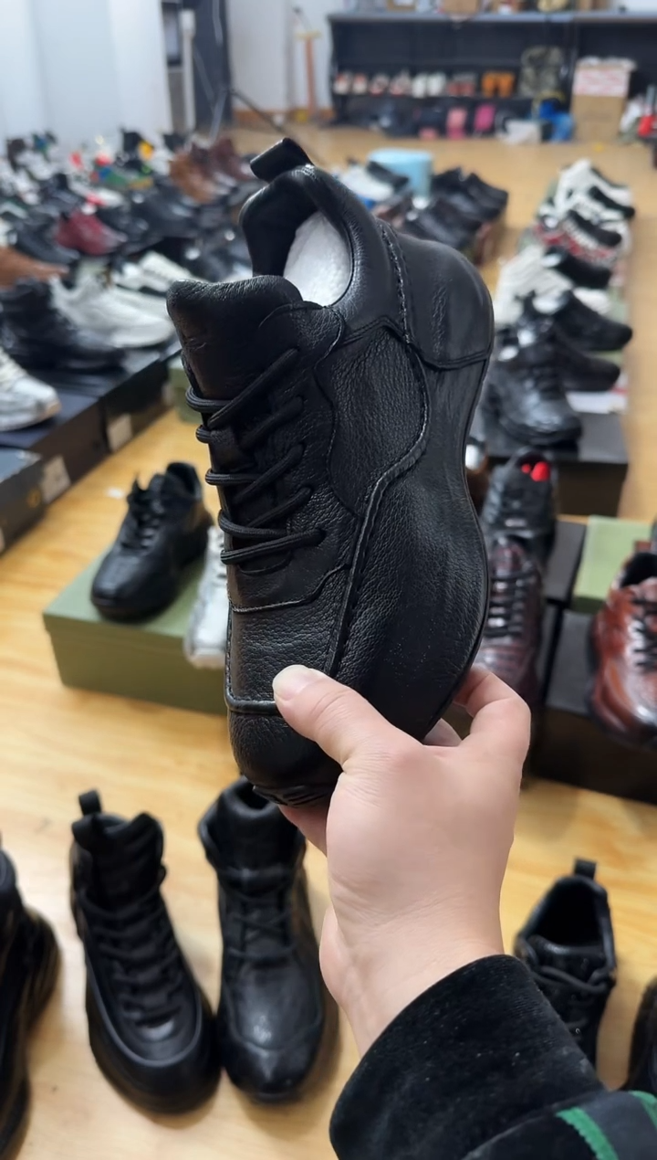 磨砂皮（牛皮）38码黑色6309