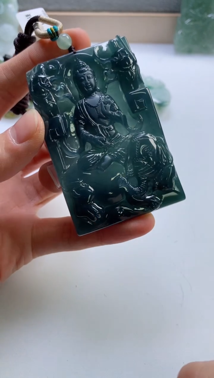 【闪购商品】翡翠挂件未镶嵌           