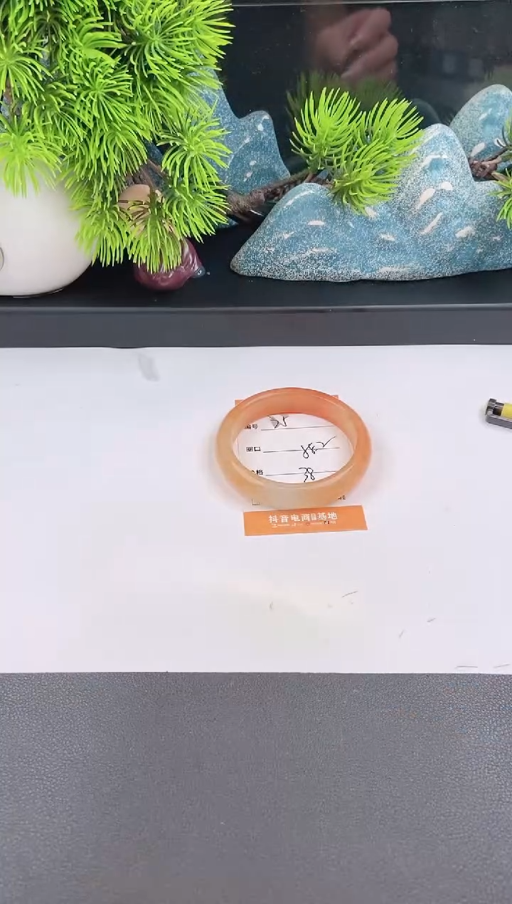 石英质玉手镯未镶嵌25