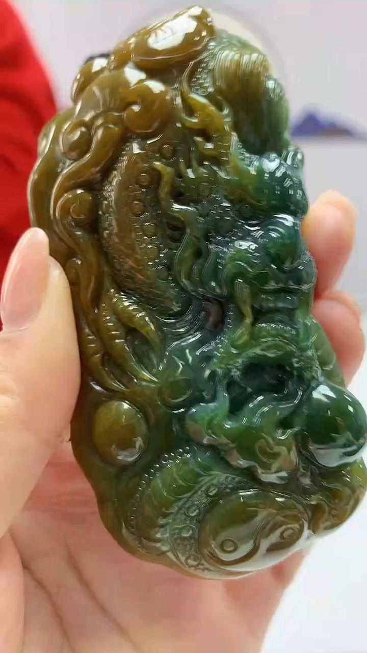 【闪购商品】定制翡翠未镶嵌4902ms-毛货197龙牌