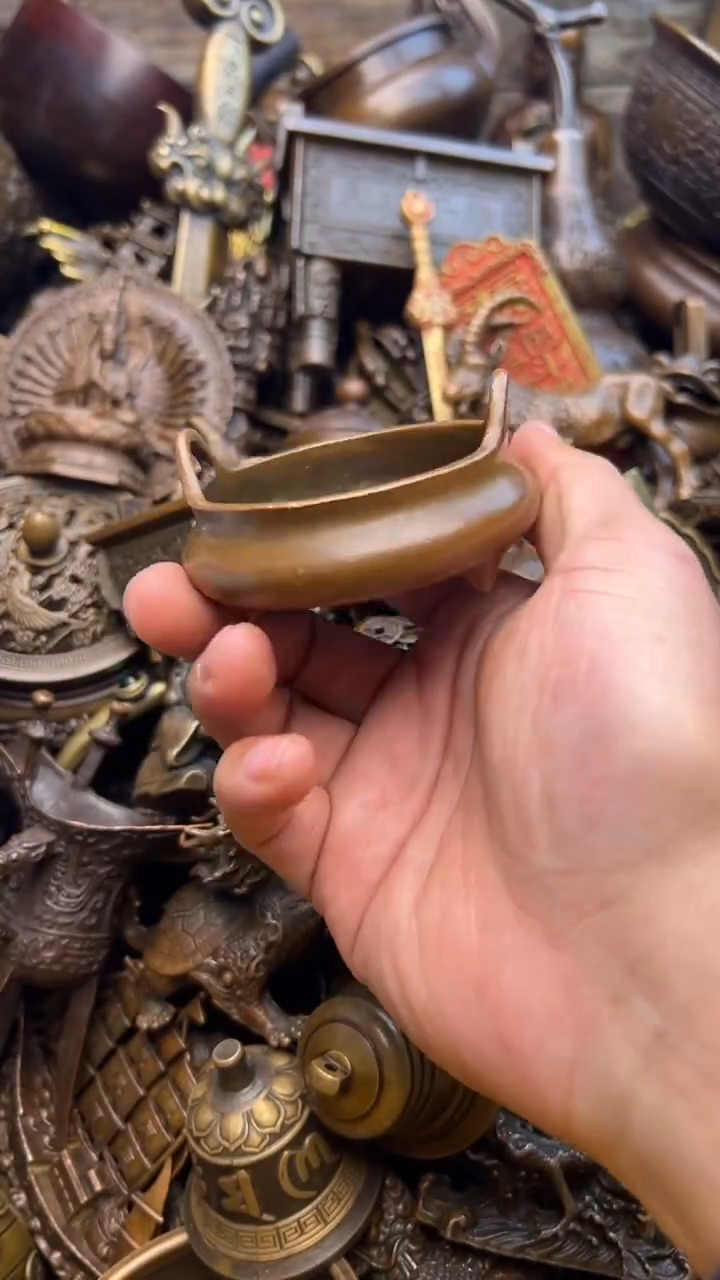 精美铜器，点击下单