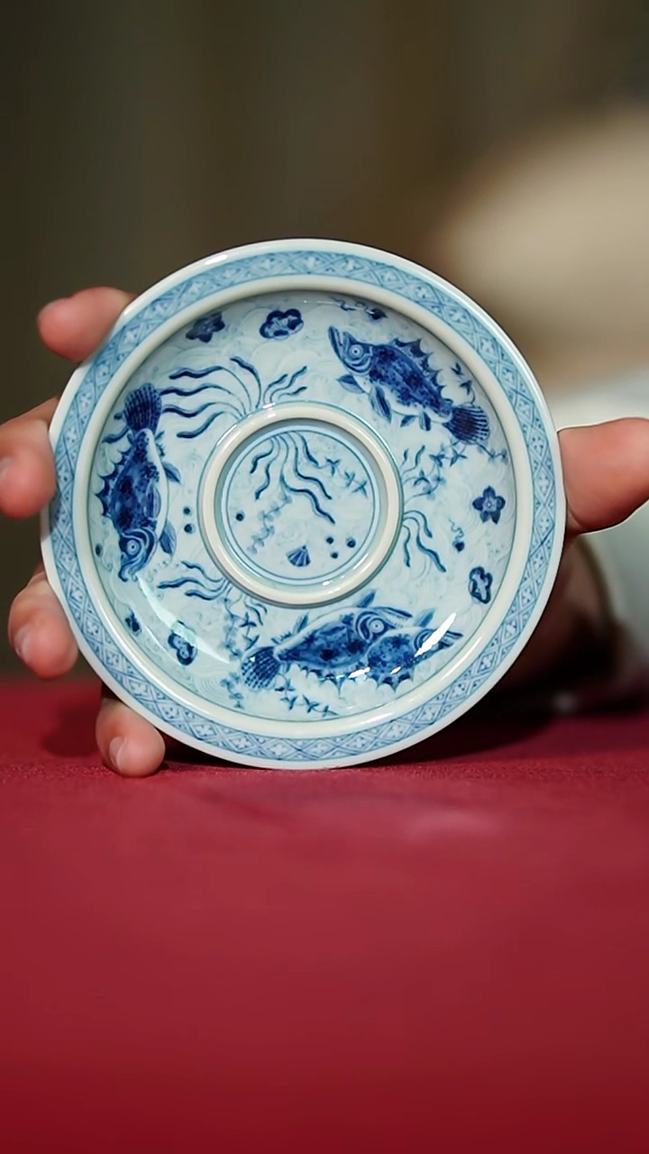 【闪购商品】桃花流水鲑鱼杯托