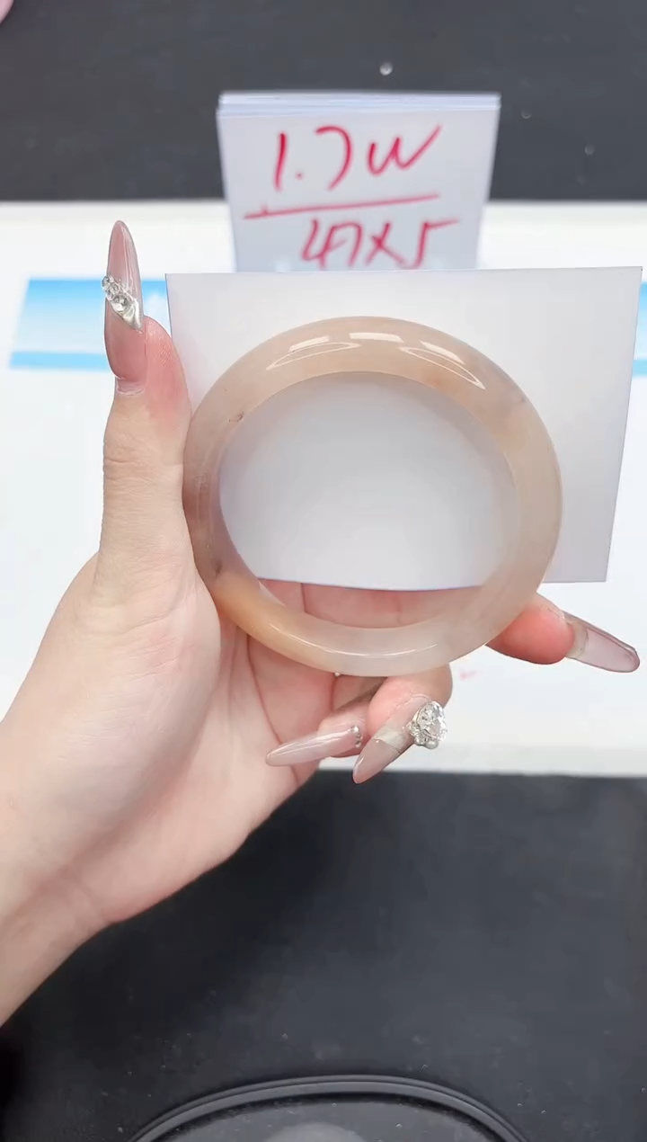 【闪购商品】石英质玉手镯未镶嵌279-61