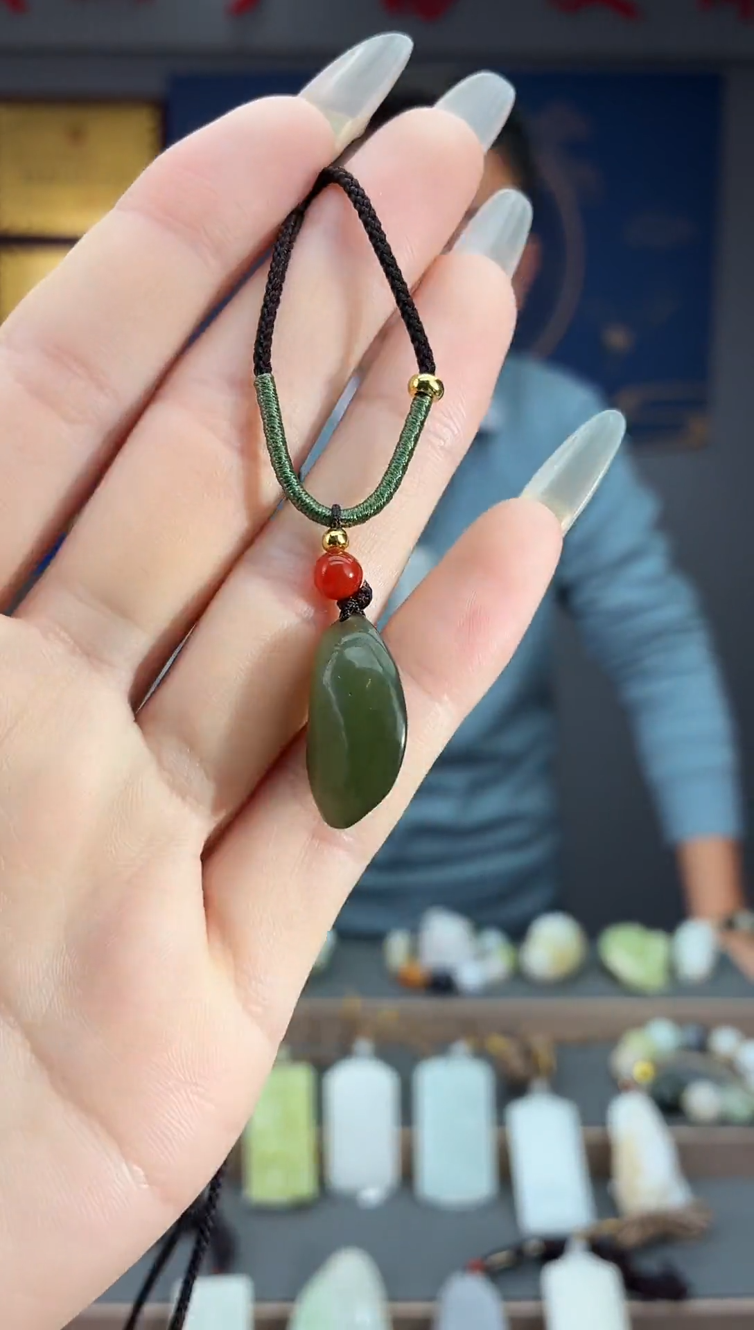 颈饰未镶嵌和田玉1