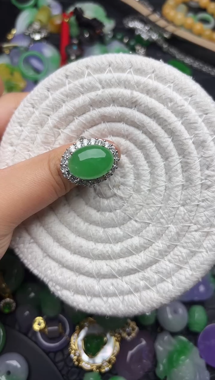 颈饰未镶嵌翡翠缅甸翡翠吊坠