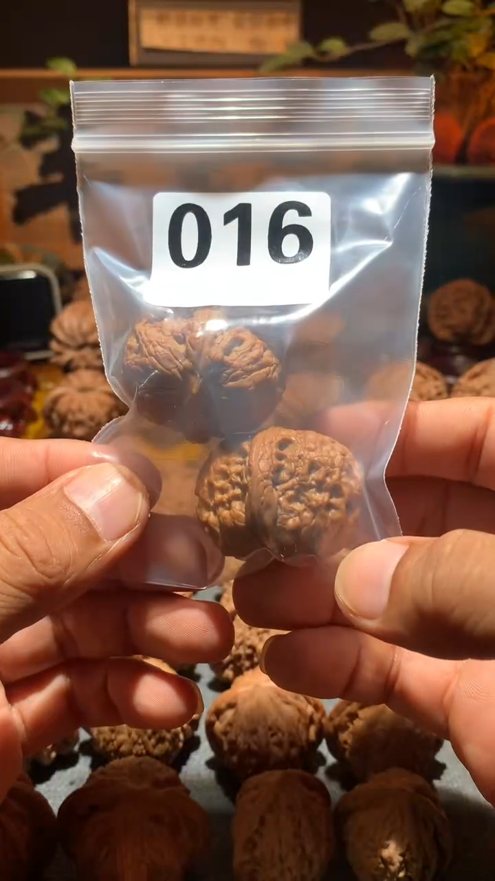 把件桃核大*胖16号大团圆38   尺寸左右盘玩打底不支持退换