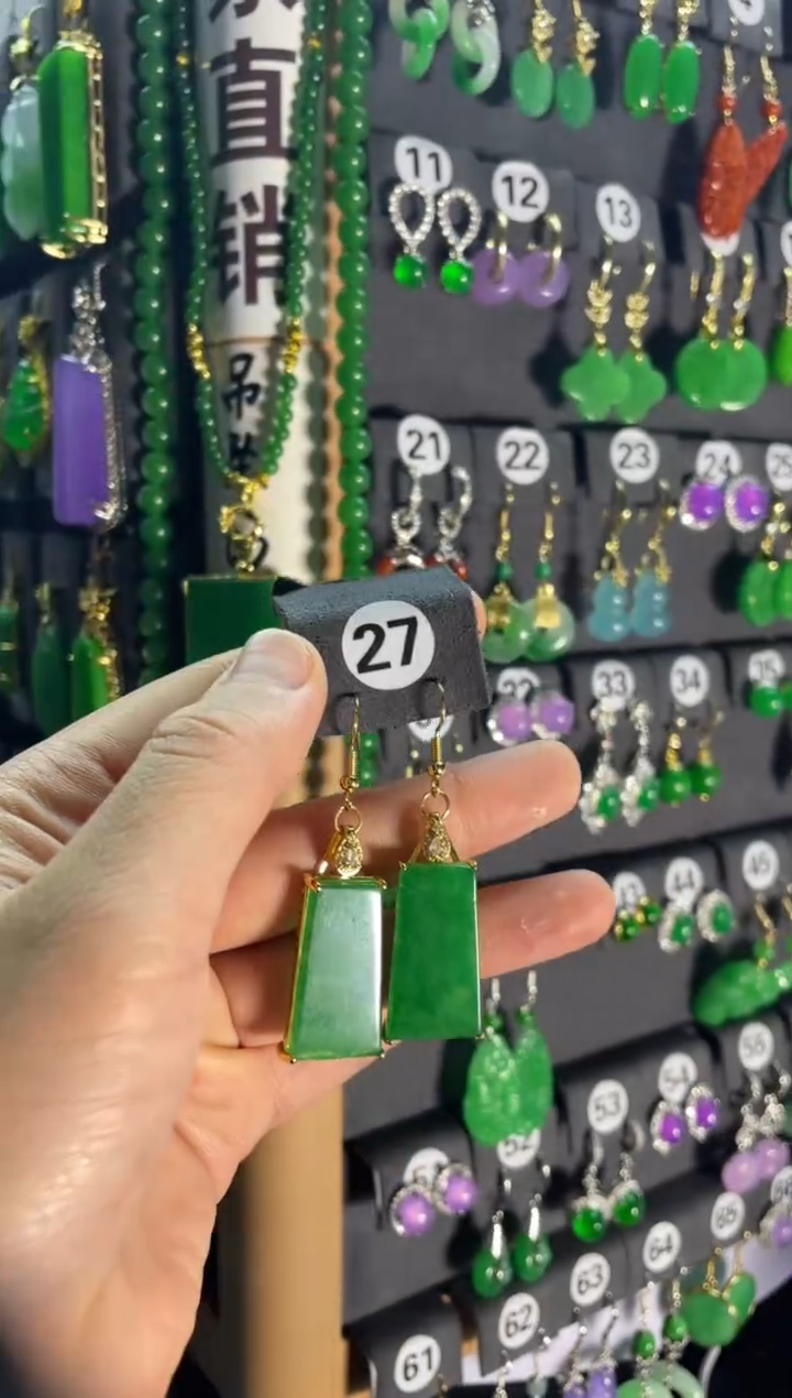 【闪购商品】翡翠颈饰银S925镶嵌27.....