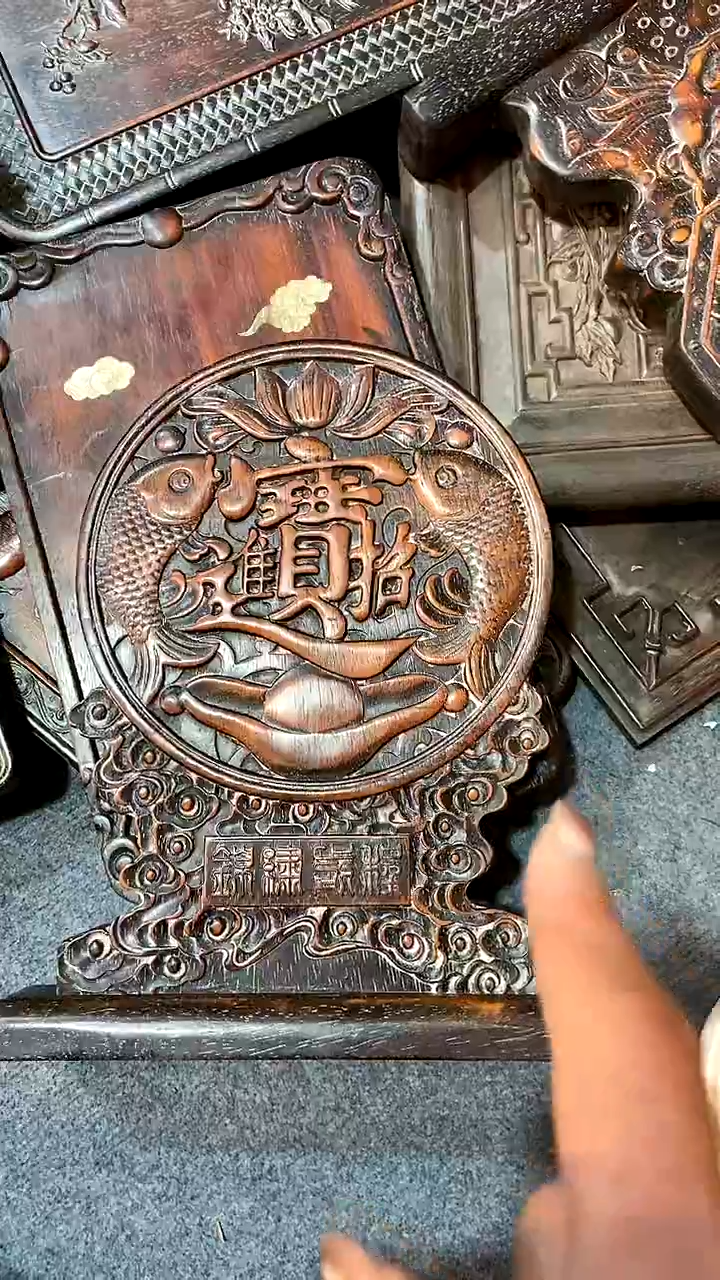 【闪购商品】木紫檀雕刻一物一拍以直播间为准
