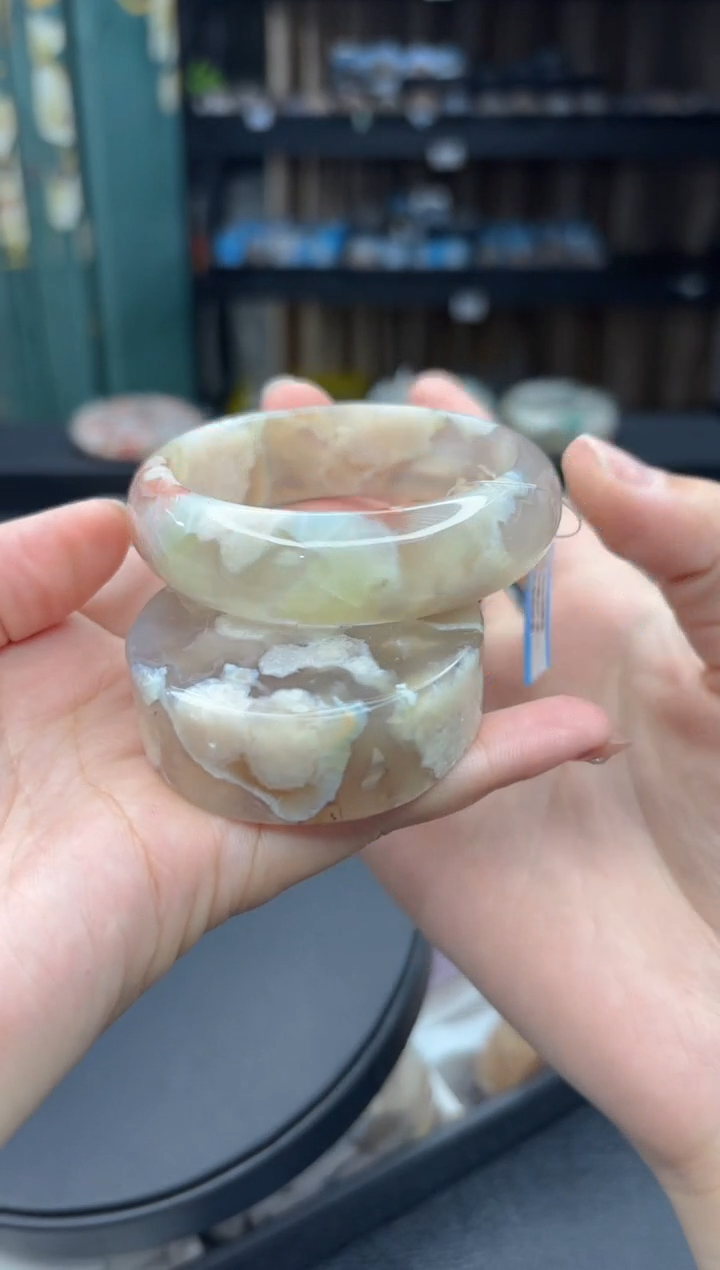 【闪购商品】石英质玉手镯未镶嵌165（55圈赠送镯心）