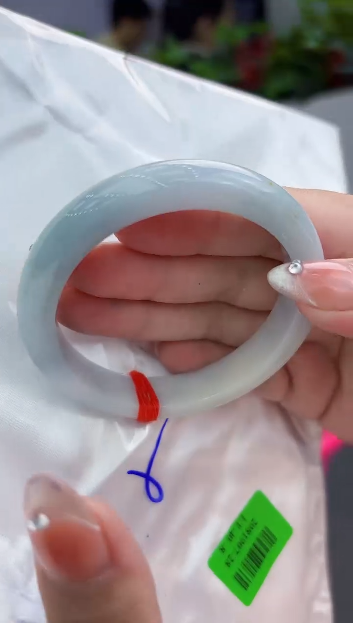 【闪购商品】翡翠手镯未镶嵌翡翠手镯