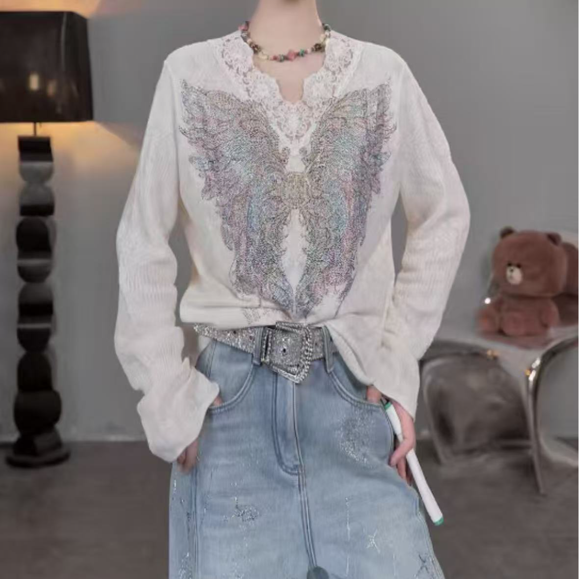 TCH【时尚摩登】冬款时尚烫钻白色女针织衫T75D09E1289私服tch