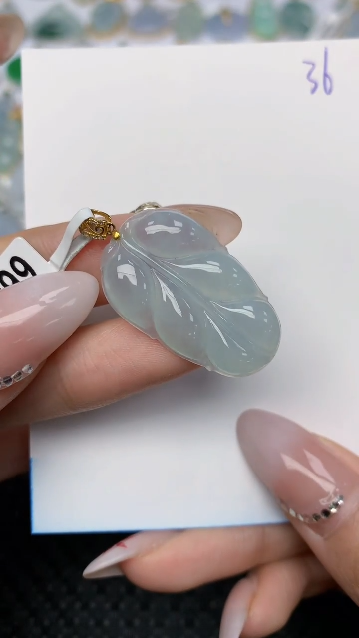 【闪购商品】翡翠颈饰18K金镶嵌天然翡翠A货 36