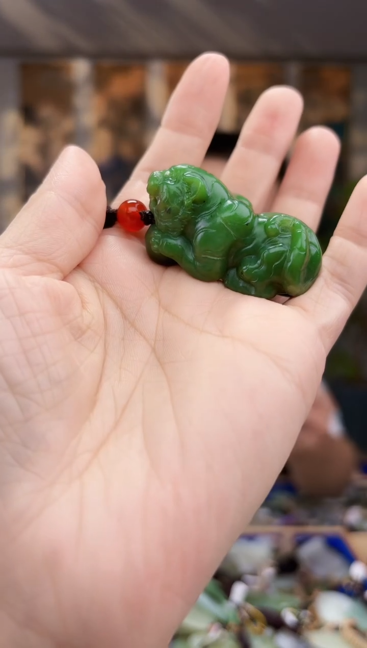 和田玉未镶嵌挂件拍一发一