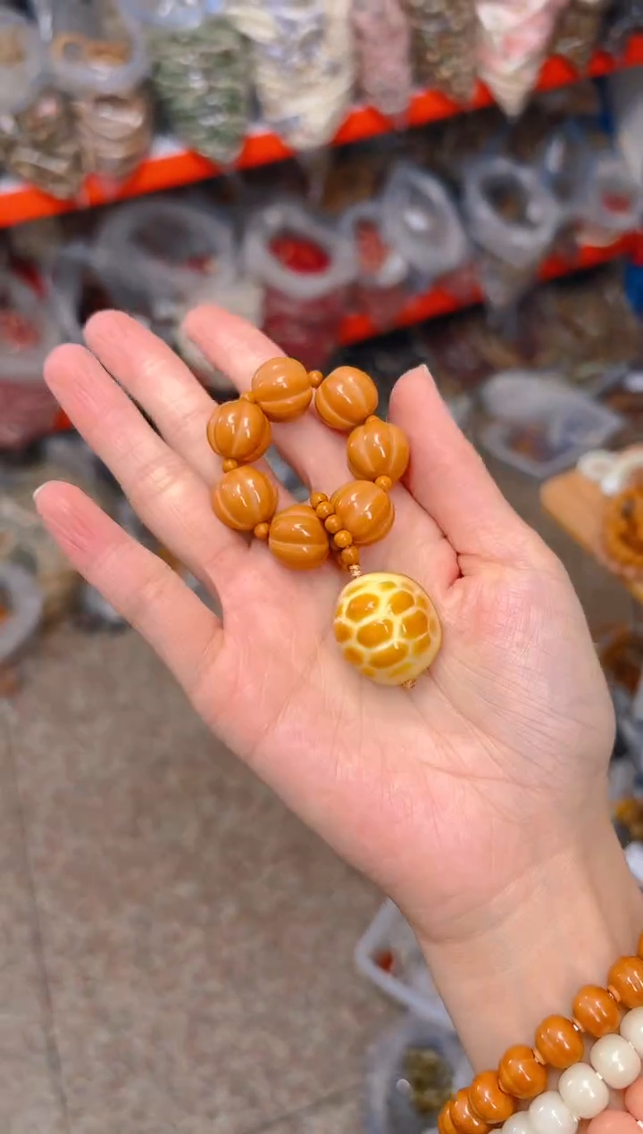 吊坠猴头核桃猴头南瓜手捻 富甲